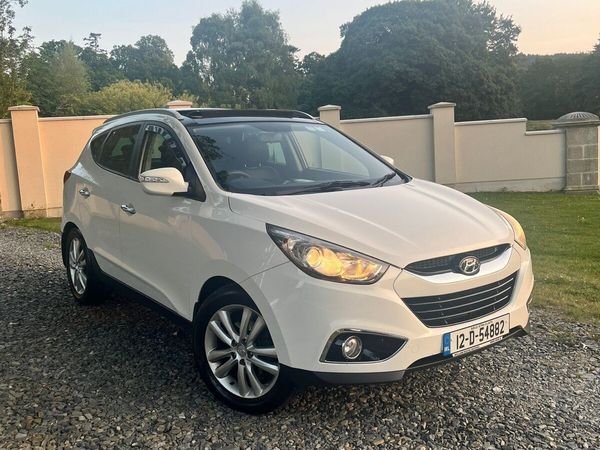 Hyundai ix35 SUV, Diesel, 2012, White