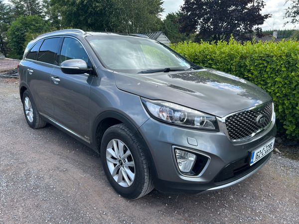 Kia Sorento SUV, Diesel, 2016, Grey
