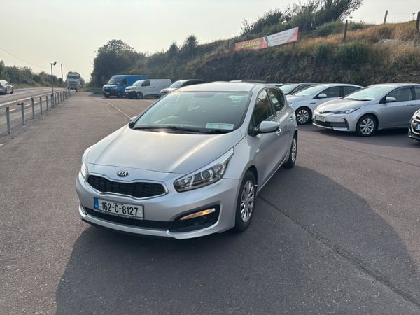 Kia Ceed Hatchback, Diesel, 2016, Silver