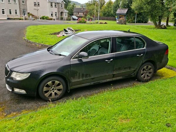 Skoda Superb Saloon, Diesel, 2010, Black