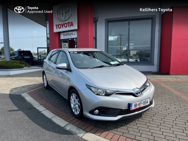 Toyota Auris MPV, Petrol Hybrid, 2018, Silver