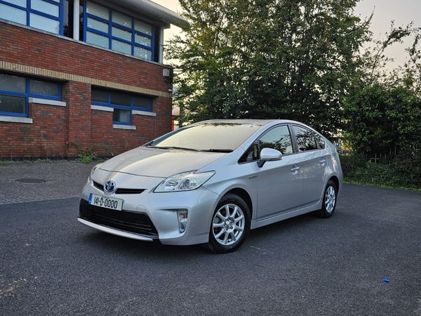 Toyota Prius Hatchback, Petrol Hybrid, 2014, Grey
