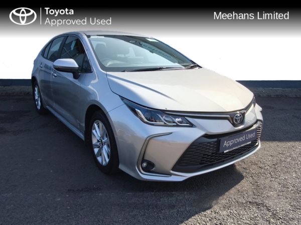 Toyota Corolla Saloon, Petrol Hybrid, 2023, Silver