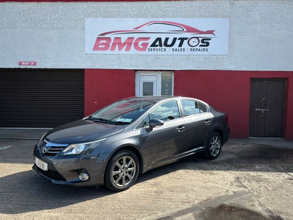 Toyota Avensis Saloon, Diesel, 2013, Grey