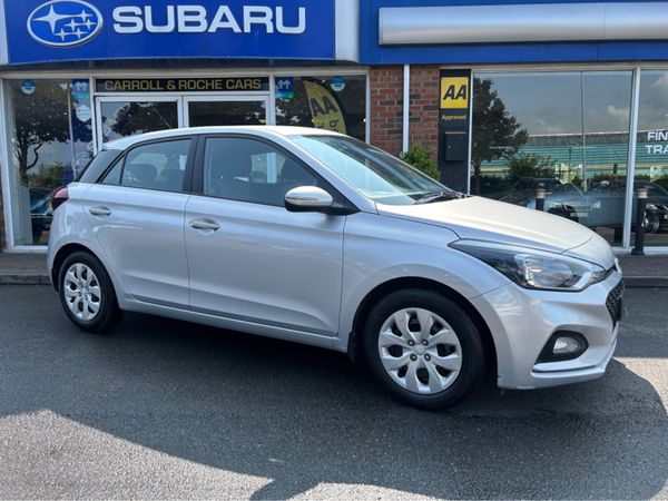 Hyundai i20 Hatchback, Petrol, 2019, Silver