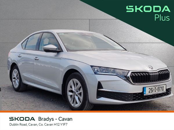 Skoda Octavia Hatchback, Diesel, 2025, Silver