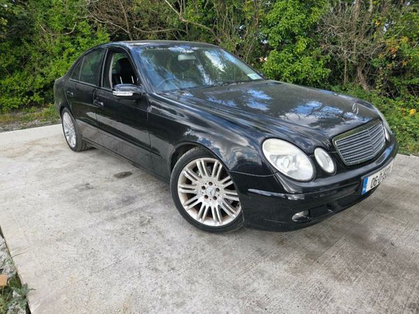 Mercedes-Benz E-Class Saloon, Petrol, 2006, Black