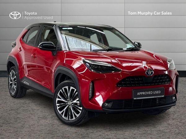 Toyota Yaris Cross Hatchback, Petrol Hybrid, 2023, Red