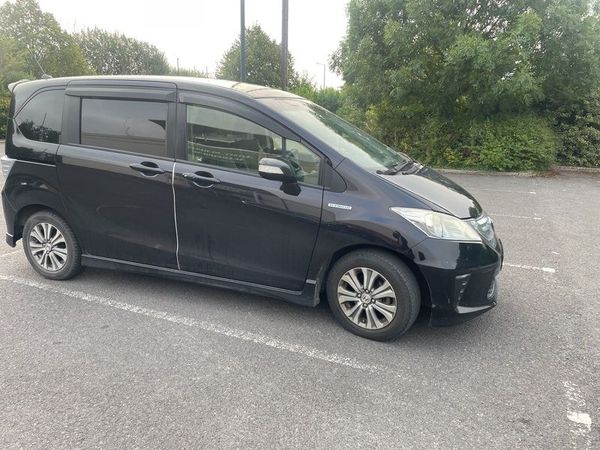 Honda Freed MPV, Petrol Hybrid, 2012, Black