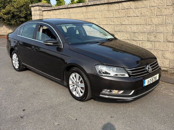 Volkswagen Passat Saloon, Diesel, 2011, Brown