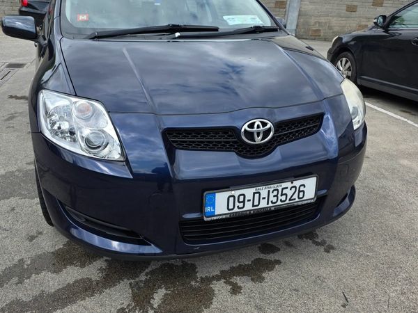 Toyota Auris Hatchback, Petrol, 2009, Blue