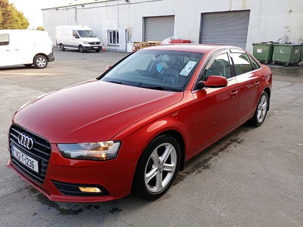 Audi A4 Saloon, Diesel, 2014, Red