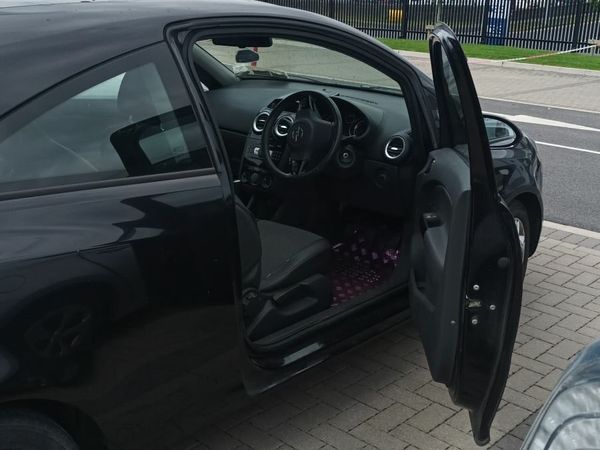 Opel Corsa Hatchback, Petrol, 2008, Black