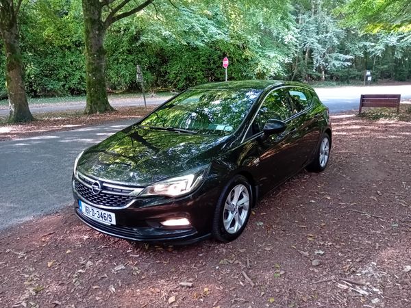 Opel Astra Hatchback, Diesel, 2016, Black
