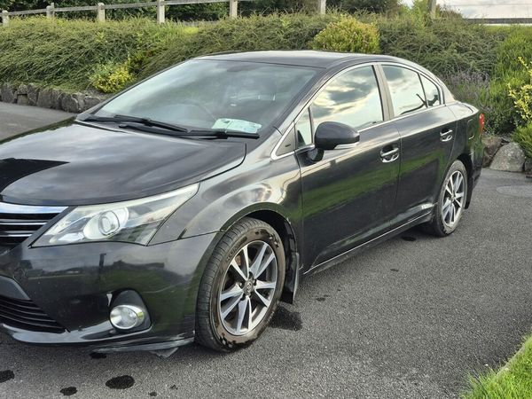 Toyota Avensis Saloon, Diesel, 2015, Black