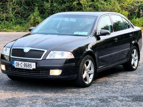 Skoda Octavia Hatchback, Petrol, 2008, Black