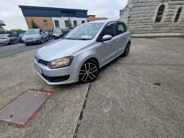Volkswagen Polo Hatchback, Petrol, 2010, Silver