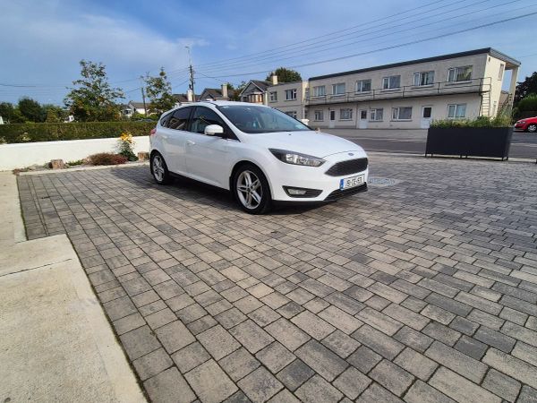 Ford Focus Hatchback, Diesel, 2015, White
