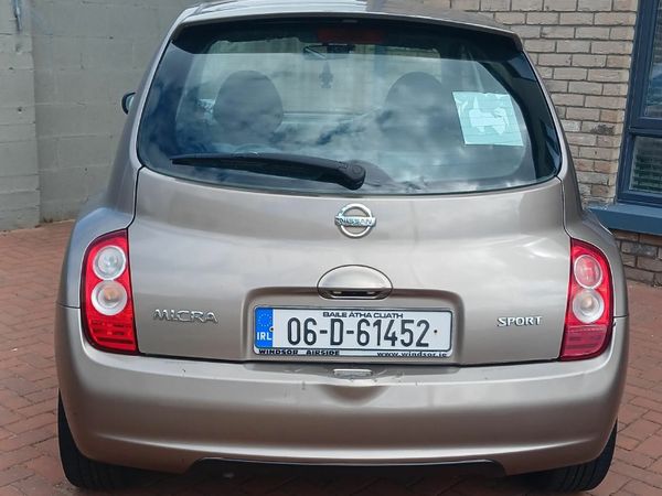 Nissan Micra Hatchback, Petrol, 2006, Gold