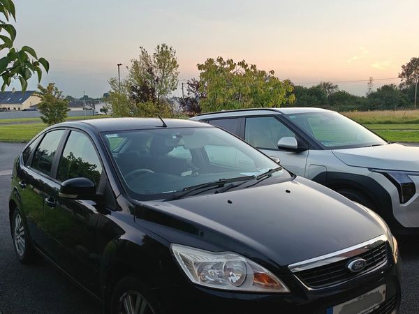 Ford Focus Hatchback, Petrol, 2008, Black
