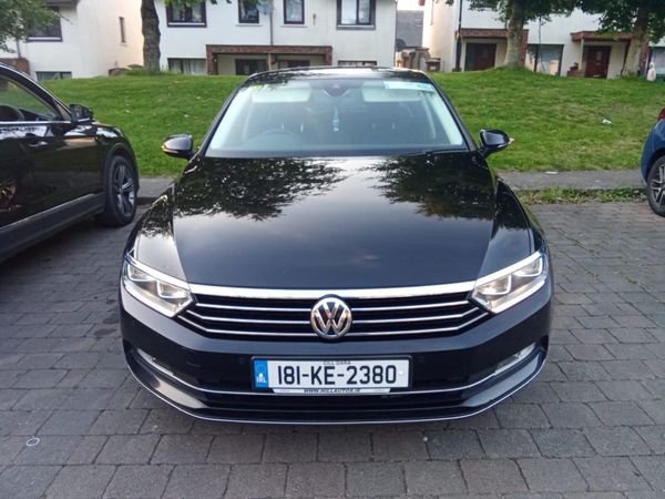 Volkswagen Passat Saloon, Diesel, 2018, Black
