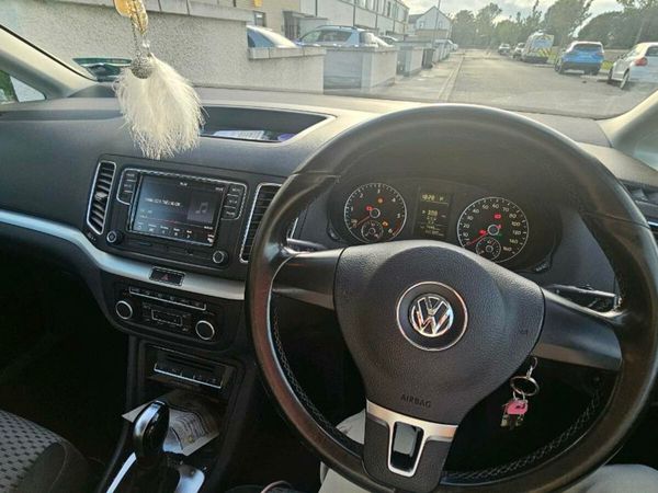 Volkswagen Sharan MPV, Diesel, 2011, Black