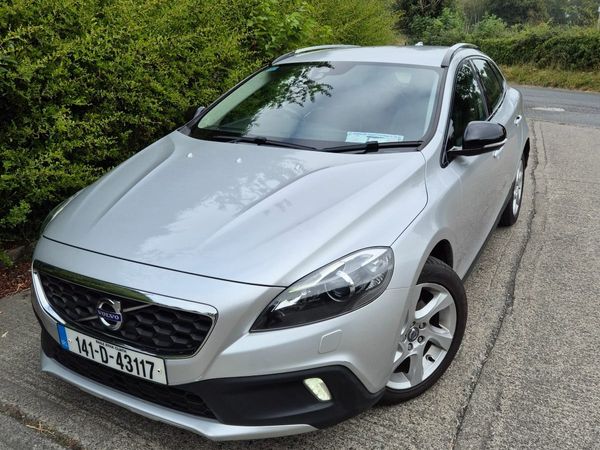 Volvo V40 Hatchback, Diesel, 2014, Silver