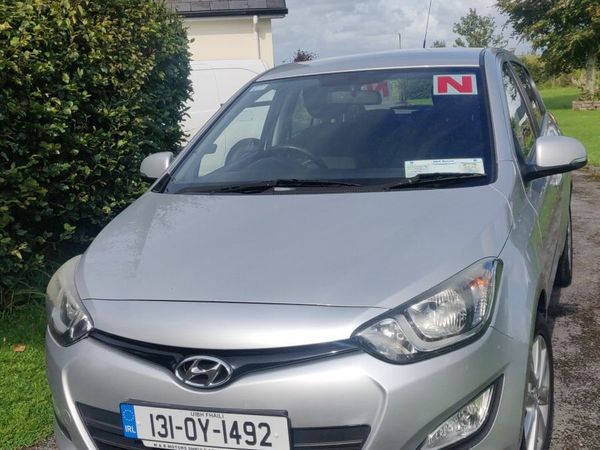 Hyundai i20 Hatchback, Petrol, 2013, Silver