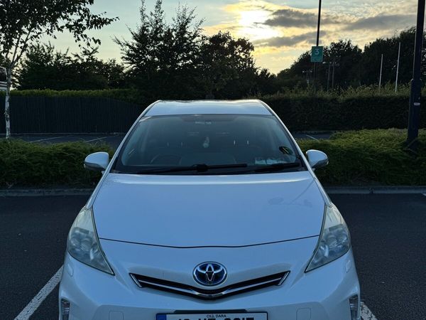 Toyota Prius MPV, Petrol Hybrid, 2012, White