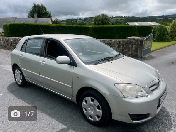 Toyota Corolla Hatchback, Petrol, 2007, Silver