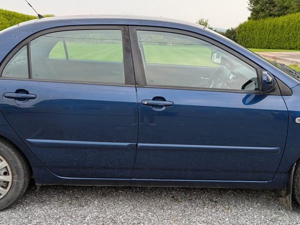 Toyota Corolla Saloon, Diesel, 2006, Blue