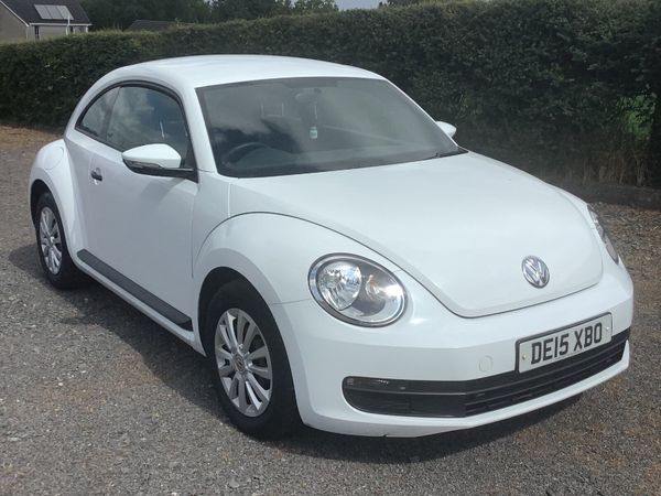 Volkswagen Beetle Hatchback, Petrol, 2015, White