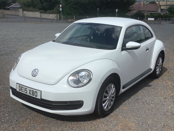 Volkswagen Beetle Hatchback, Petrol, 2015, White