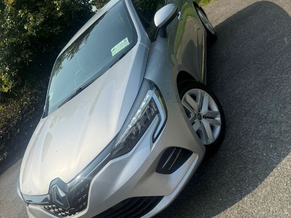 Renault Clio Hatchback, Petrol, 2021, Grey