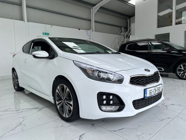 Kia Ceed Hatchback, Diesel, 2016, White