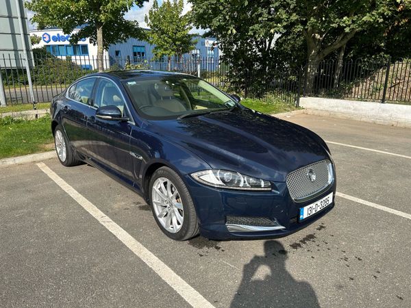 Jaguar XF Saloon, Diesel, 2013, Blue