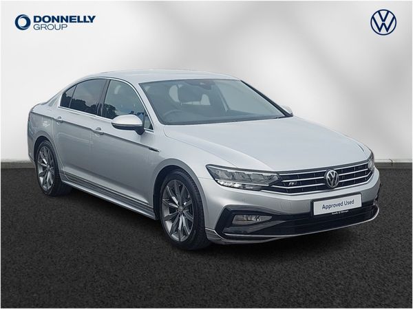 Volkswagen Passat Saloon, Diesel, 2020, Silver