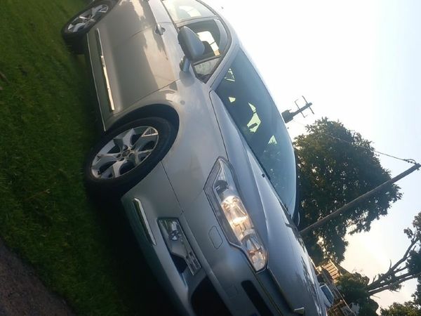 Citroen C5 Saloon, Diesel, 2010, Silver