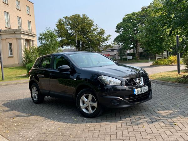 Nissan Qashqai Hatchback, Diesel, 2011, Black