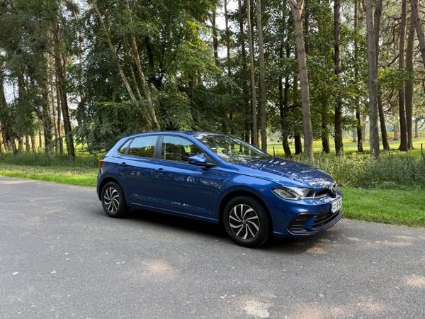 Volkswagen Polo Hatchback, Petrol, 2022, Blue