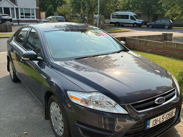Ford Mondeo Hatchback, Diesel, 2013, Grey