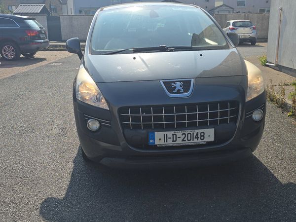 Peugeot 3008 MPV, Diesel, 2011, Grey