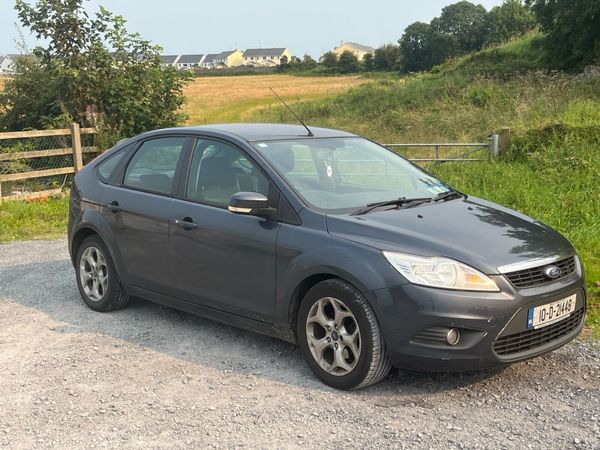 Ford Focus Hatchback, Diesel, 2010, Grey
