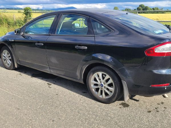 Ford Mondeo Hatchback, Diesel, 2011, Black