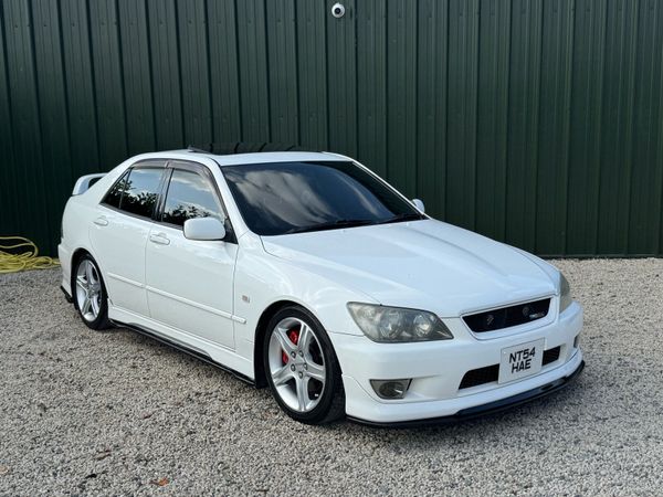 Toyota Other Unknown, Unknown, 2005, White