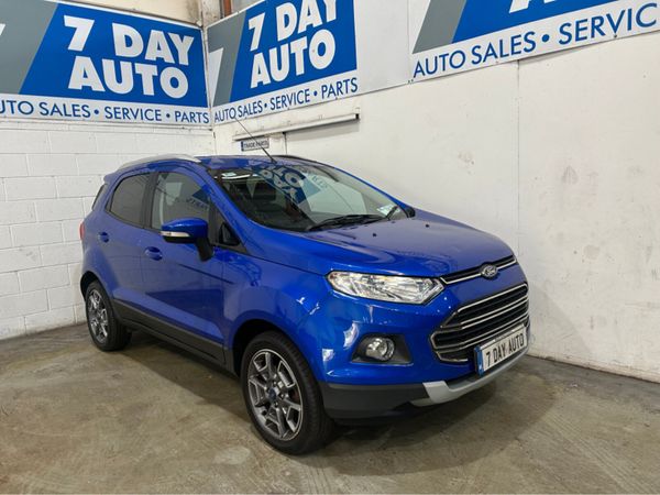 Ford EcoSport Hatchback, Petrol, 2017, Blue