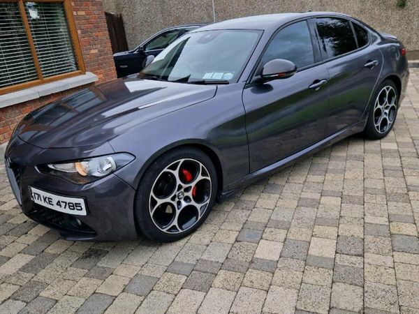 Alfa Romeo Giulia Saloon, Petrol, 2017, Grey