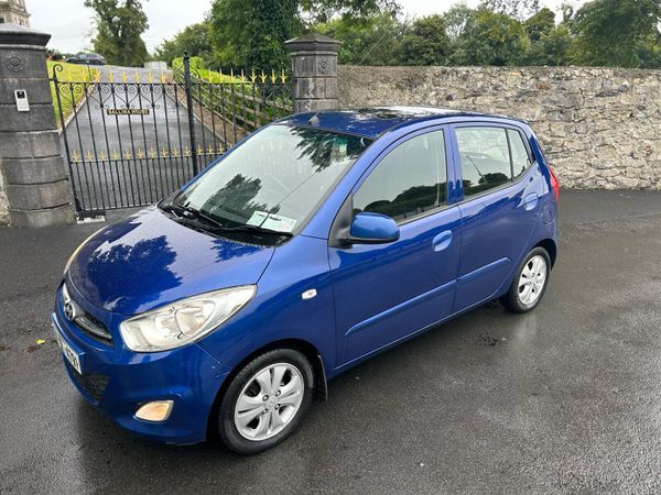 Hyundai i10 Hatchback, Petrol, 2014, Blue