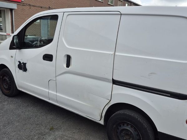 Nissan NV200 Van, Diesel, 2017, White