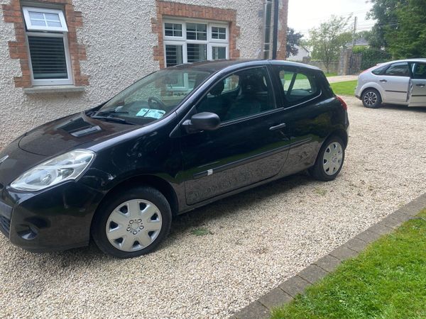 Renault Clio Hatchback, Ethanol Petrol, 2011, Black